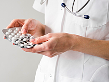 Полсотни ростовчан выстроились в очередь в городскую аптеку