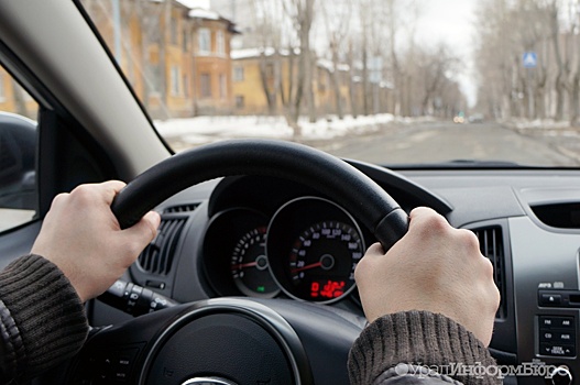 Свердловская ГИБДД требует от автолюбителей практически невозможного