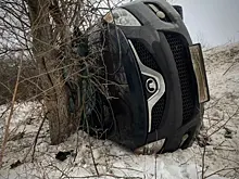 В Самарской области утром 31 января внедорожник вылетел в кювет на трассе