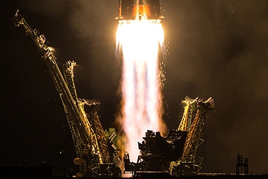 РФ запустит спутник с мобильного ракетного комплекса