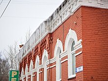 Управляющие компании Кирова уже заплатили миллион за неочищенные крыши