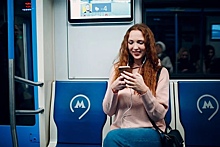 Фотовыставка в честь пятилетия Wi-Fi в метро открылась на станции "Выставочная" в Москве