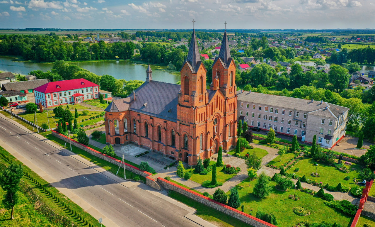 Лукашенко: Белоруссия не собирается входить в состав других государств