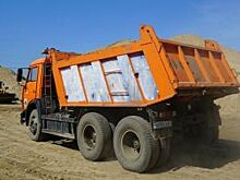 В Ульяновске с охраняемой парковки угнали КамАЗ