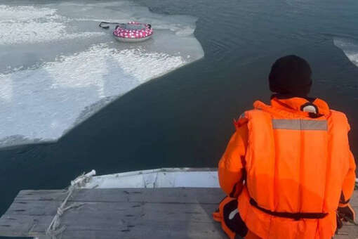 В Новосибирске девочка пропала после катания на ватрушке на берегу Оби