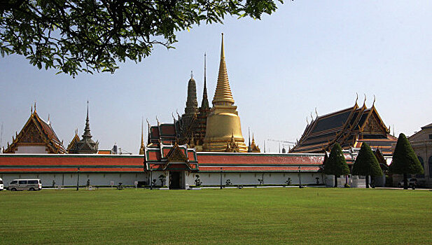 В Бангкоке вновь открыт для туристов королевский дворец