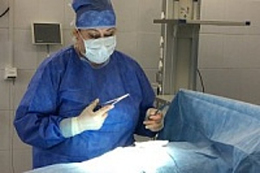 Хирурги горбольницы извлекли из-под кожи пациента опасного паразита