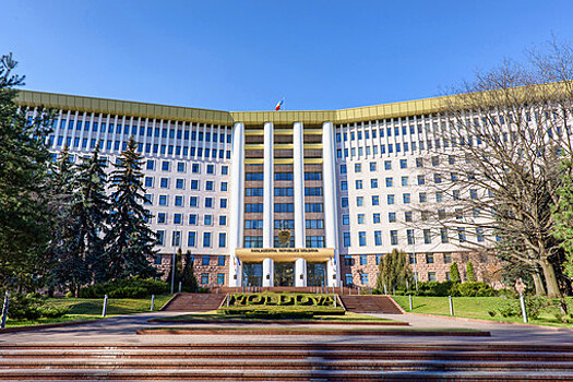 Biznes Alert: ЕC должен "нанести удар", дабы защитить Молдавию от влияния Москвы