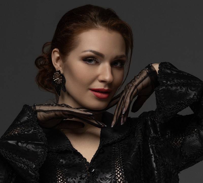 Алиса Супронова: певица, которая поёт на языке дружбы