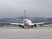 В международном аэропорту Сочи задержано почти 80 рейсов