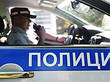 Грузовик сбил балки путепровода на строящейся трассе "Таврида" в Крыму