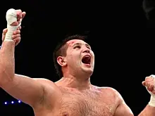 Максим Бабанин победил Евгения Орлова техническим нокаутом