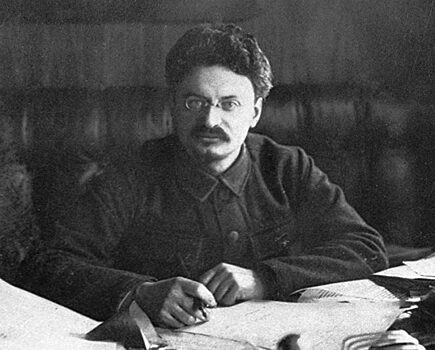 Что было бы с СССР, если бы Троцкий победил Сталина