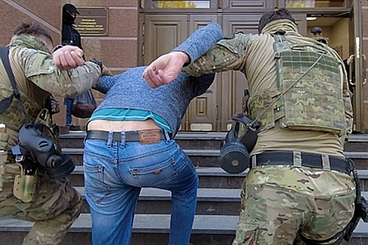 ФСБ задержала охранника организатора энергоблокады Крыма
