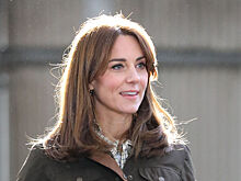 В Сети опубликовано архивное детское фото Кейт Миддлтон с отцом