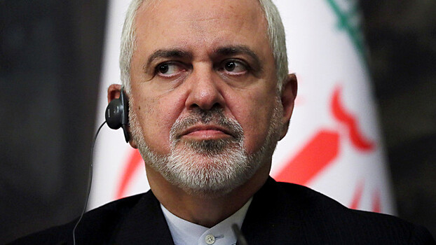Глава МИД Ирана считает, что Болтон намерен втянуть Лондон в противостояние с Тегераном
