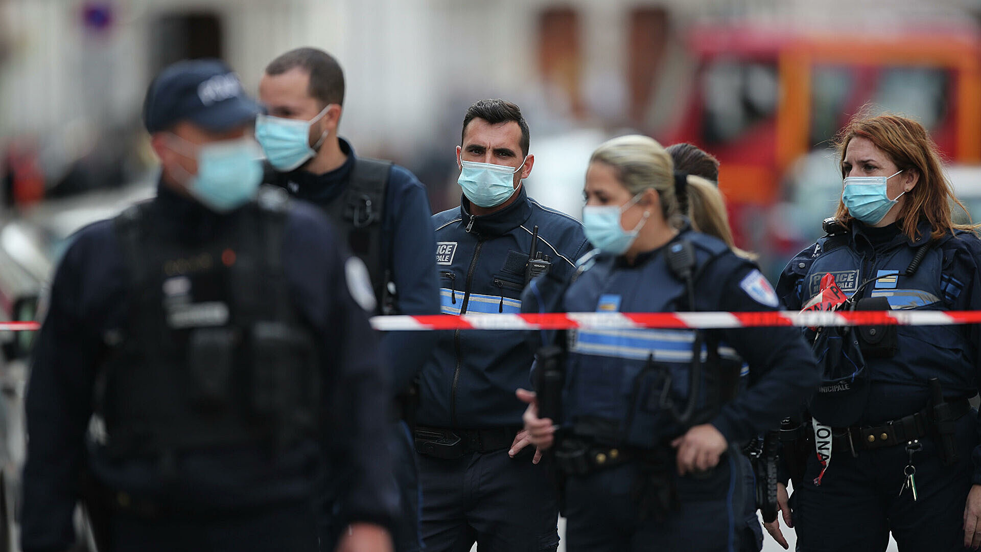 Теракт в франции. Теракт в Париже 13 ноября 2015. 13 Ноября 2015 Франция теракт.
