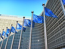 В ЕК не стали комментировать информацию о новых визовых ограничениях для россиян