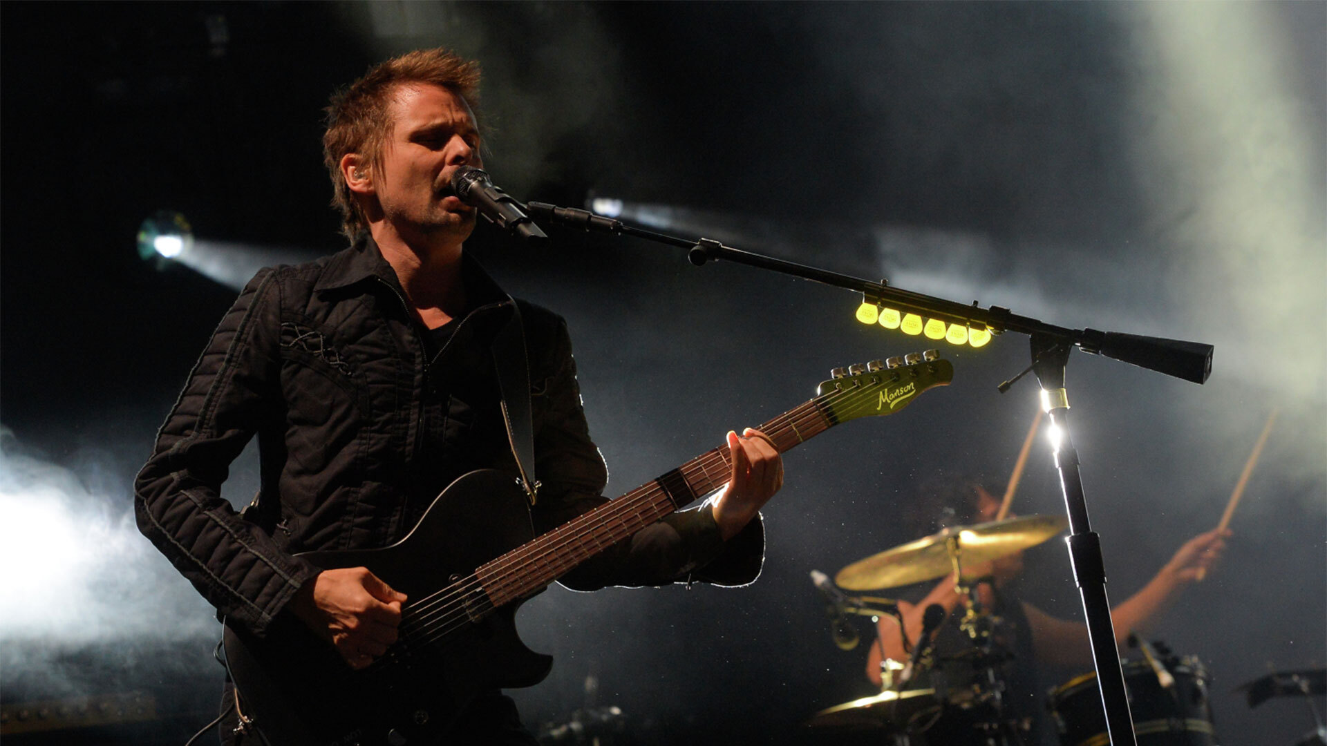 Группа Muse на фестивале Park Live в Москве, 19 июня 2015 года