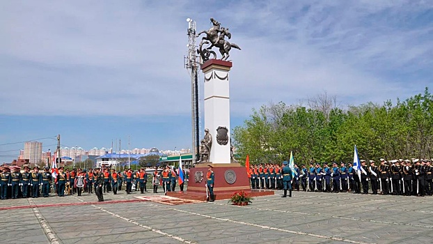 В Ростове-на-Дону состоялось открытие стелы, символизирующей этапы истории ЮВО