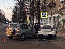 В Уфе столкнулись Chery Tiggo и KIA Soul