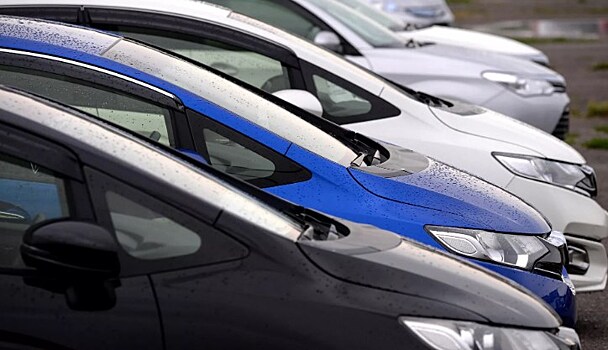 Минфин Японии: экспорт автомобилей в РФ в апреле 2023 года увеличился на 77%