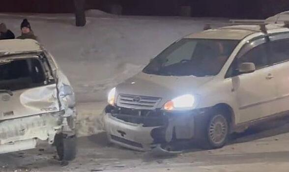 Массовая авария с пятью машинами произошла в Заельцовском районе Новосибирска