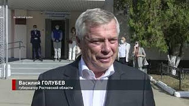 Губернатор Василий Голубев сделал свой выбор на одном из участков в Аксайском районе
