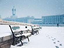 Синоптик рассказал, когда в Москве растают апрельские снеговики