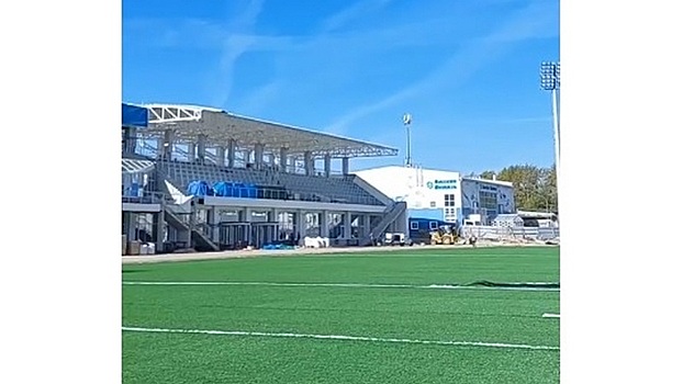 Дополнительное теплое помещение для теннисистов строят на стадионе «Витязь» в Вологде