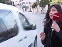 Владелец фургона, прервавший выпуск новостей и чуть не сбивший журналистку, был арестован в Палестине