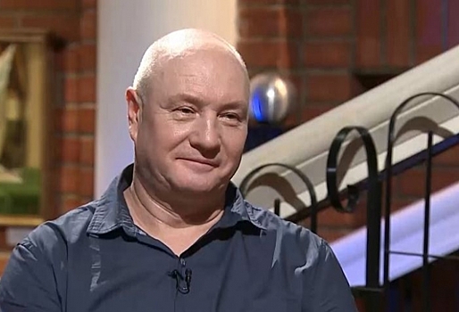 «Новогоднюю ночь и еще три недели я провел в «красной зоне» - главный режиссер тарского театра Константин ...