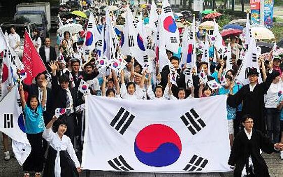 Президент Южной Кореи призвал Японию прекратить торговую войну и перейти к диалогу