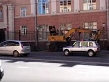 В Саратове водитель угнал свой автомобиль со штрафной стоянки