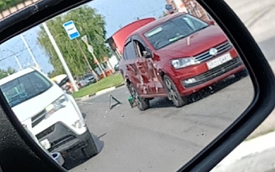 В Дашково-Песочне собралась пробка из-за ДТП с Камазом