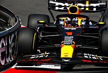 Red Bull Racing оформила дубль в финальной тренировке, Хэмилтон разбил машину