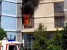 190 человек вывели из горящей многоэтажки в Краснодаре