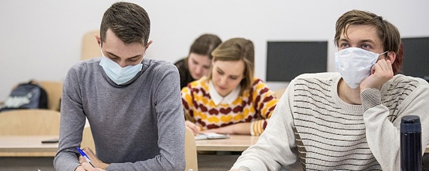 Студентов Владимирской области перевели на очное обучение