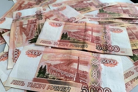 Российский пенсионер, который получал пенсию фальшивыми банкнотами, умер после инсульта