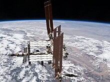 В МКС попал метеорит