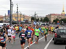 Более 10 тысяч человек приняли участие в марафоне в Петербурге