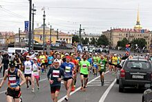 Более 10 тысяч человек приняли участие в марафоне в Петербурге