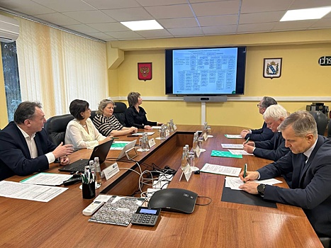 Александр Чепик посетил курское предприятие «Фармстандарт-Лексредства»