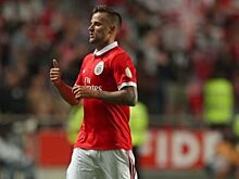 "Эшторил" и "Бенфика" побеждают во 2-м туре чемпионата Португалии