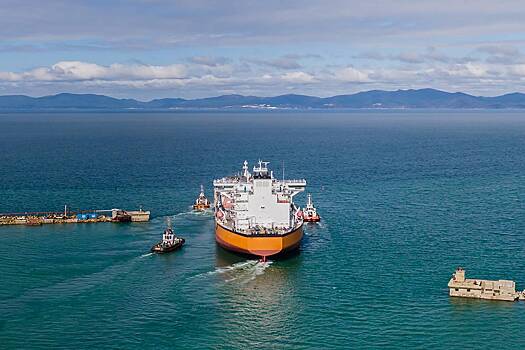 Японская компания получила нефть из&nbsp;России на&nbsp;попавшем под санкции танкере