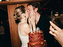 DM: актер Брэдли Купер получил разрешение на помолвку с Хадид от ее матери