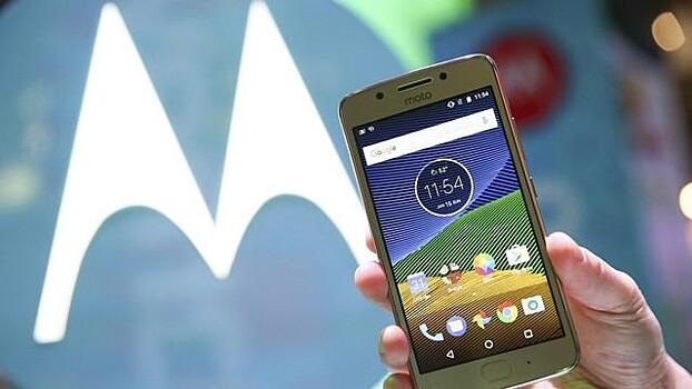 Motorola готовит два смартфона