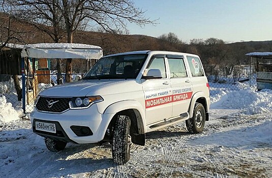 В Приморье спецавтомобиль доставил в поликлиники две тысячи пенсионеров