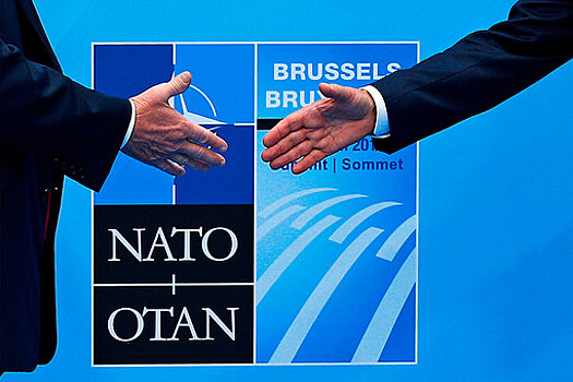 Премьер Японии Кисида заявил о договоренностях с НАТО об укреплении сотрудничества