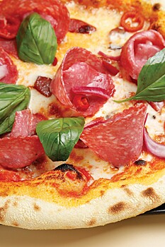 Гастроновости: Пицца от марокканского шефа, открытия в «Мега Маркете» и кофе на Сельме